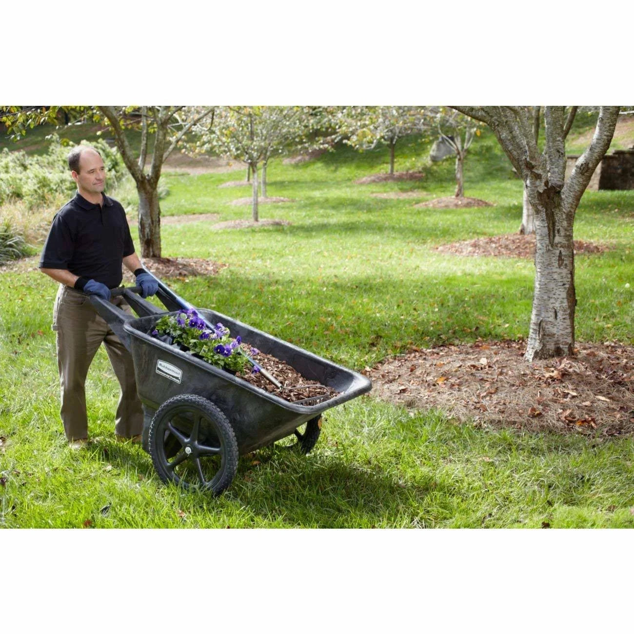 Rubbermaid Commercial Products FG564200BLA Plastic Yard Cart. 7.5 Cu. Feet - MadeInUSA