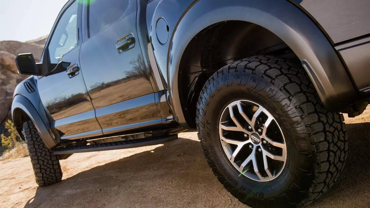 Toyo Open Country A/T III 235/75R15 108T - MadeInUSA