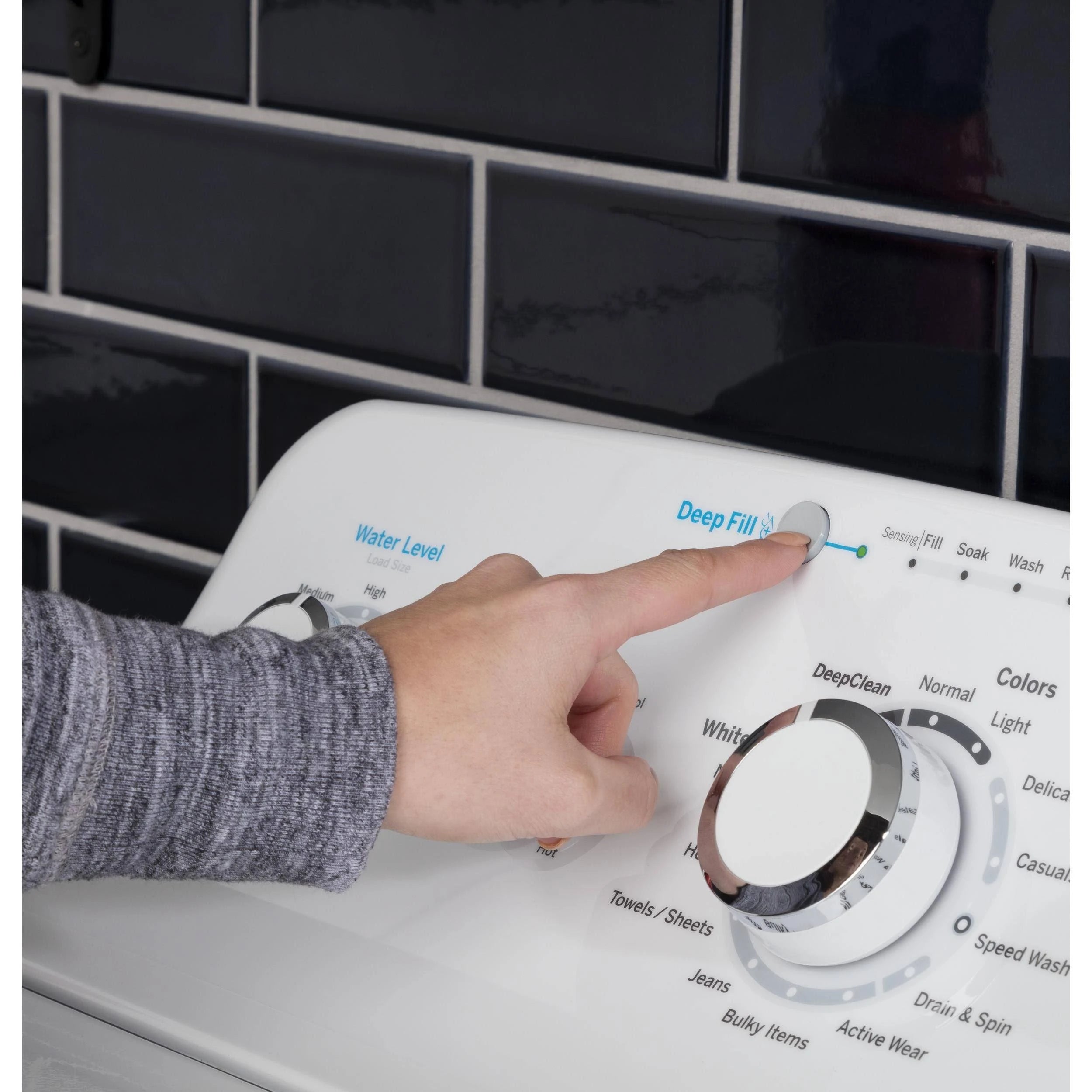 GE GTW465ASNWW 4.5 Cu. ft. White Top Load Washer - MadeInUSA