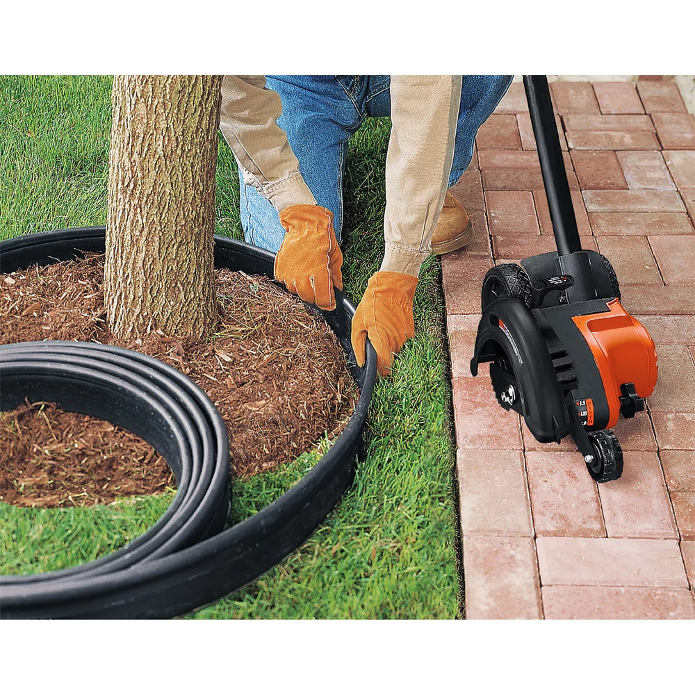 BLACK+DECKER LE750 Edger and Trencher. 2-In-1. 12-Amp - MadeInUSA